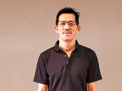 RMT and Fascial Stretch Therapist Kin Sze Level 3